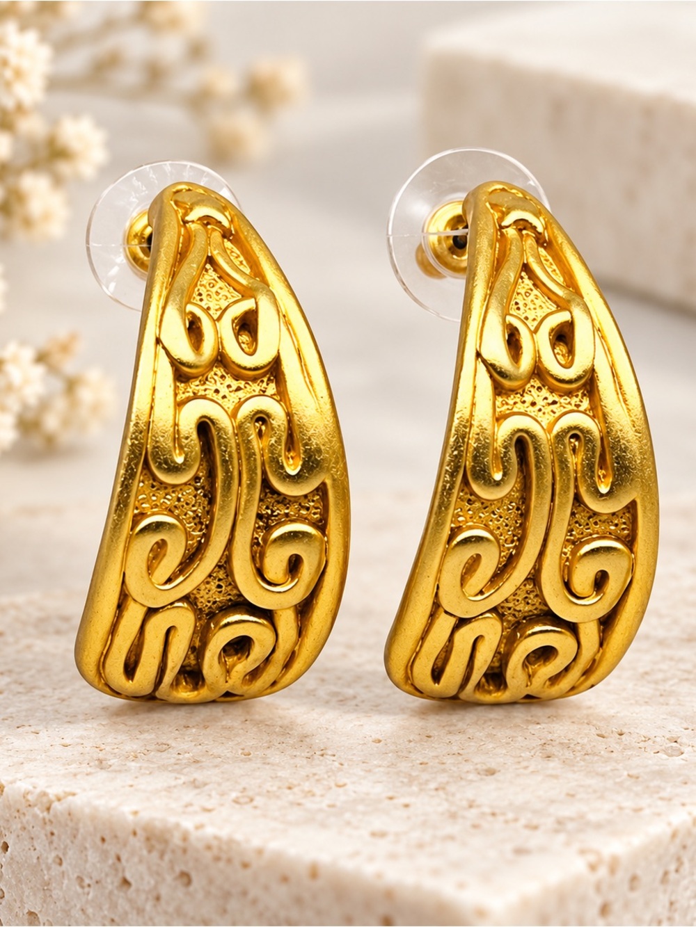 522. Vintage 1980s Norma Jean Gold Tone Egyptian Rev Statement Post Earrings